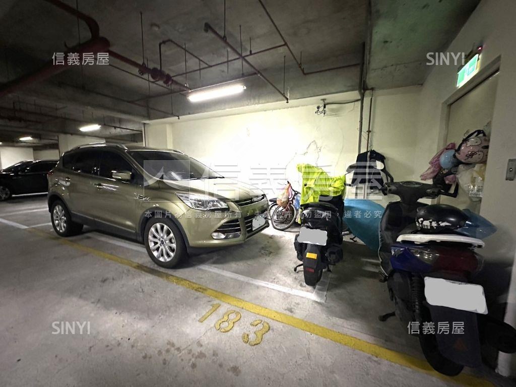 心中市溫馨三房車位房屋室內格局與周邊環境