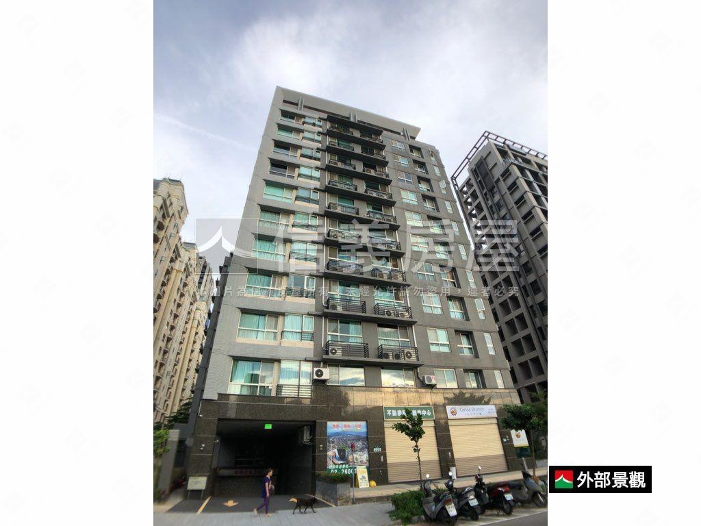 專任優質三房露臺戶房屋室內格局與周邊環境