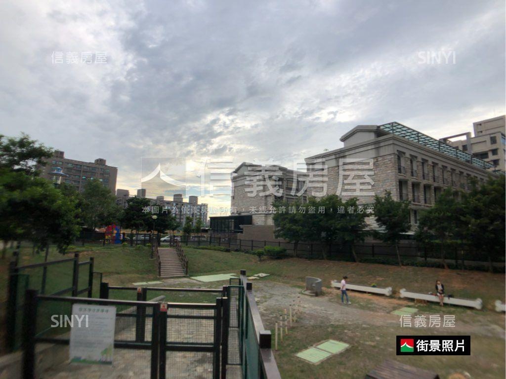 專任優質三房露臺戶房屋室內格局與周邊環境