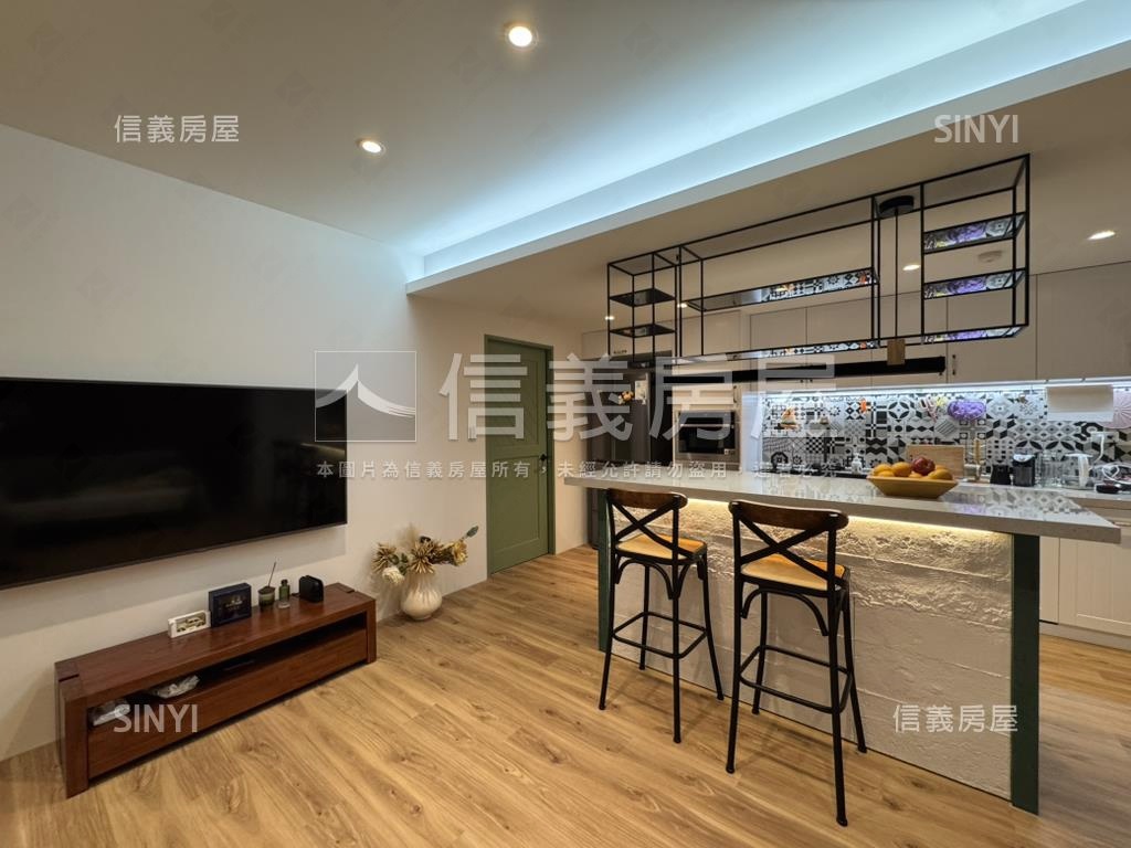 松山超美屋況一樓房屋室內格局與周邊環境