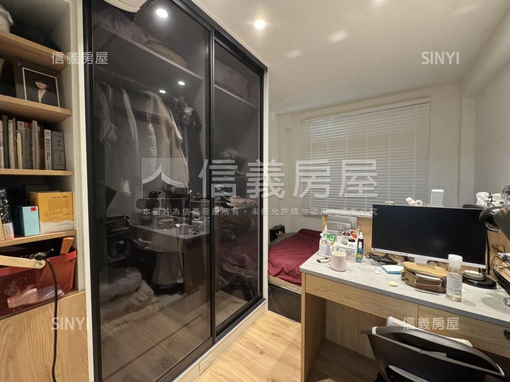 松山超美屋況一樓房屋室內格局與周邊環境