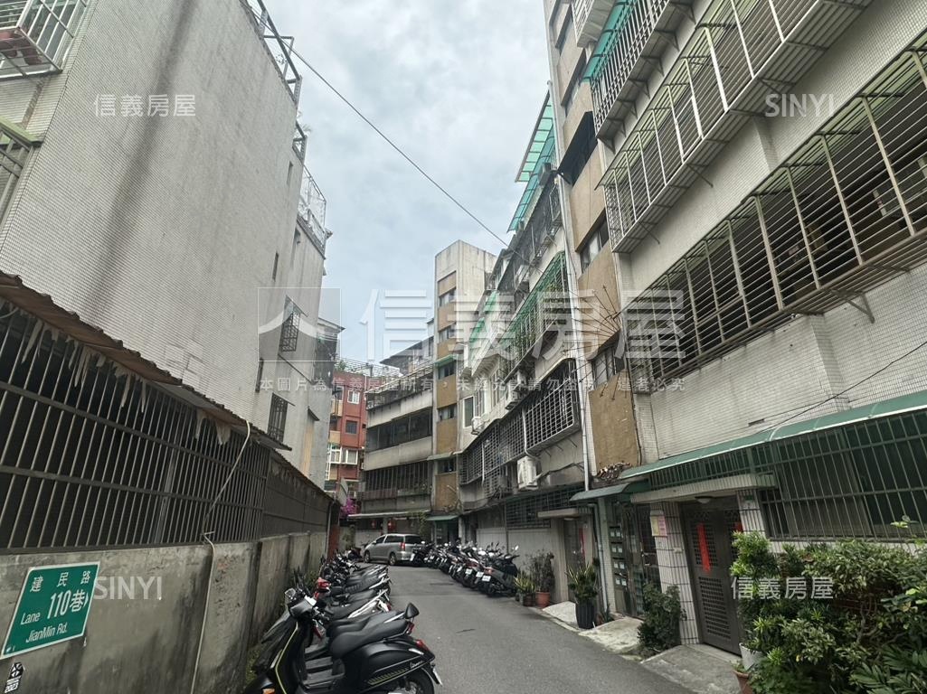 אֵל近捷運公寓三樓房屋室內格局與周邊環境