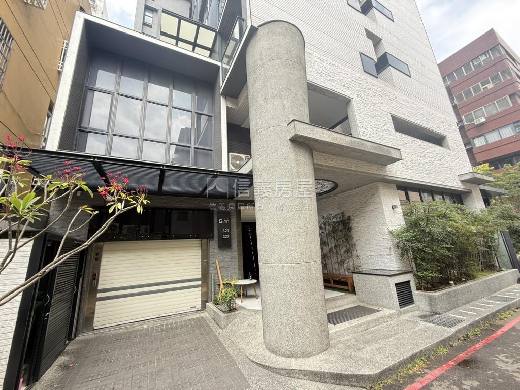 西區鑫大略Ｇｉｎｎ房屋室內格局與周邊環境