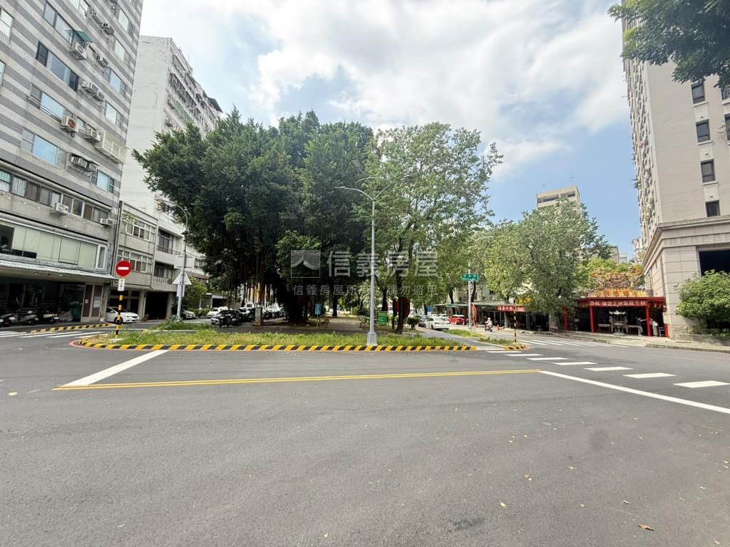 西區鑫大略Ｇｉｎｎ房屋室內格局與周邊環境