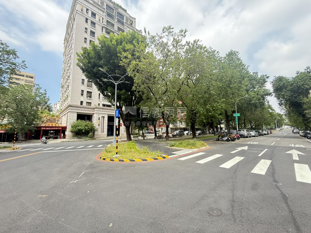 西區鑫大略Ｇｉｎｎ房屋室內格局與周邊環境