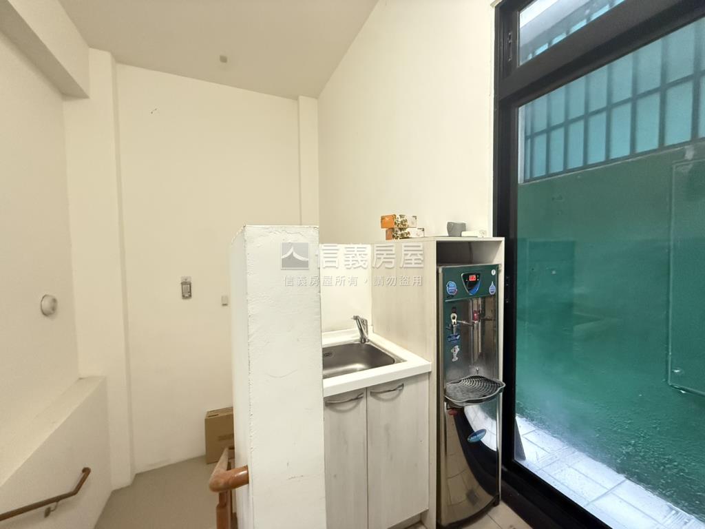 西區鑫大略Ｇｉｎｎ房屋室內格局與周邊環境