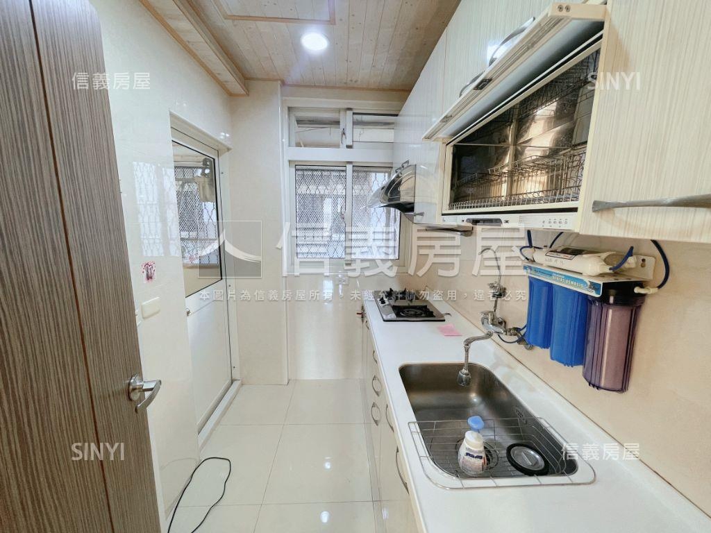 北區裝潢２樓三房美寓房屋室內格局與周邊環境