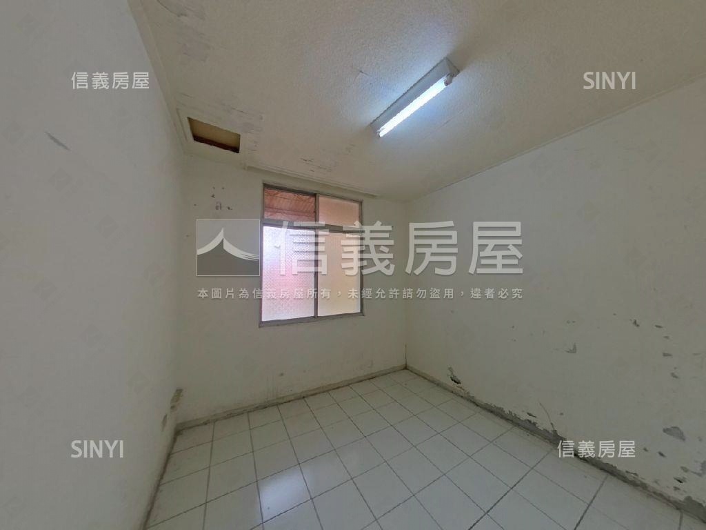 近景觀大道大地坪美宅房屋室內格局與周邊環境