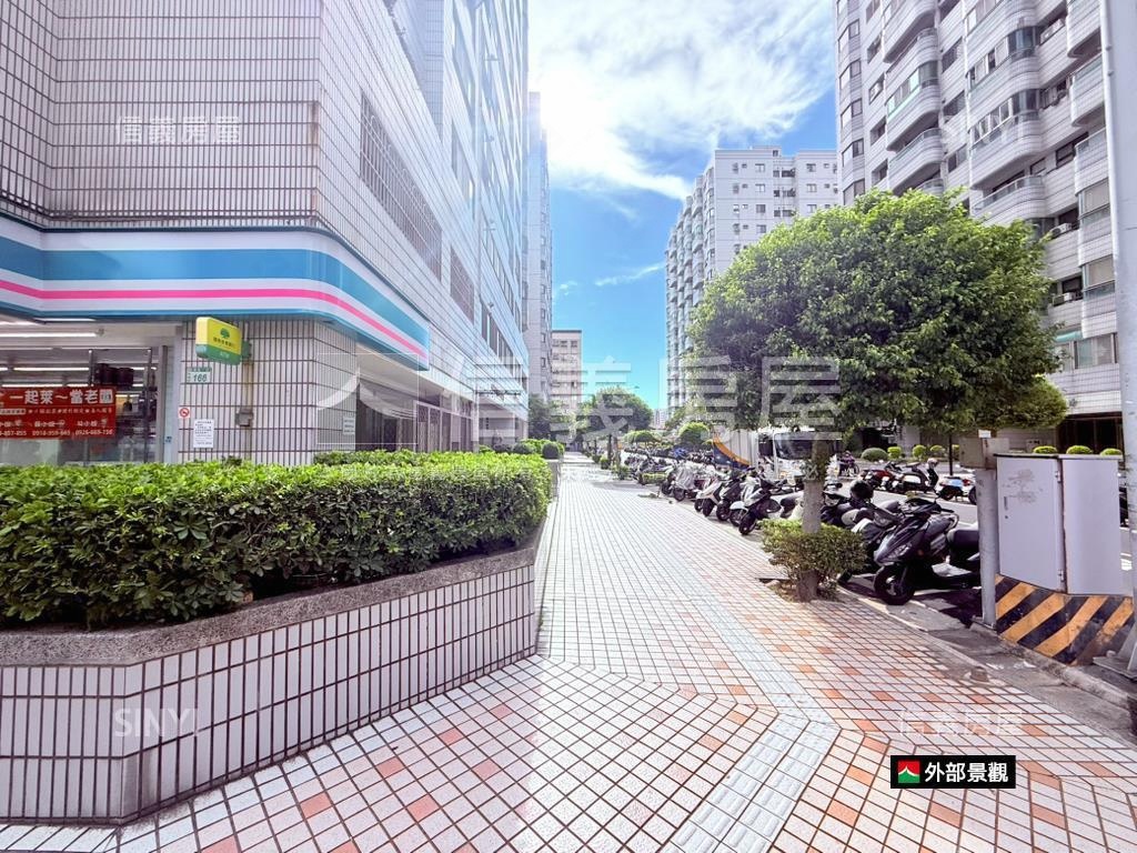 國泰商圈角窗大店面房屋室內格局與周邊環境