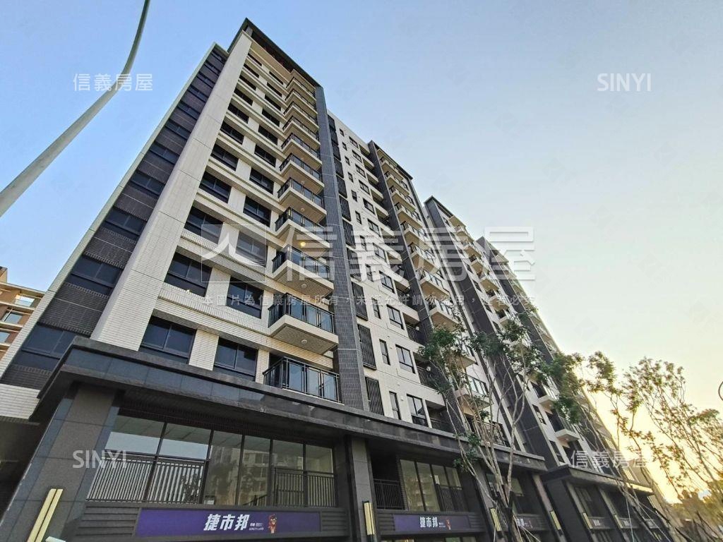 全新未住三房雙平車位房屋室內格局與周邊環境