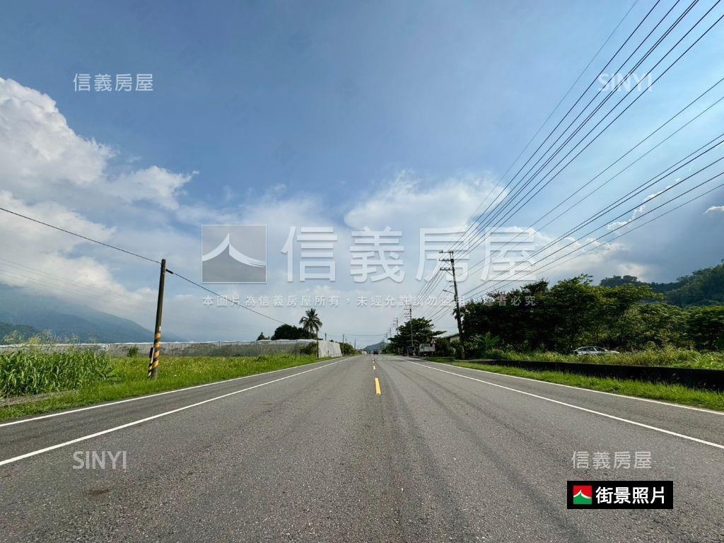 高雄六龜｜臨路風景美地房屋室內格局與周邊環境