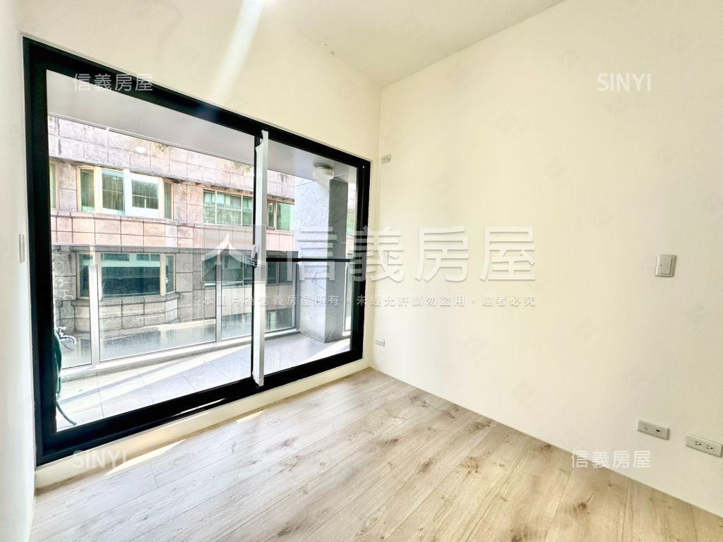 大安名人巷屋齡新３房房屋室內格局與周邊環境