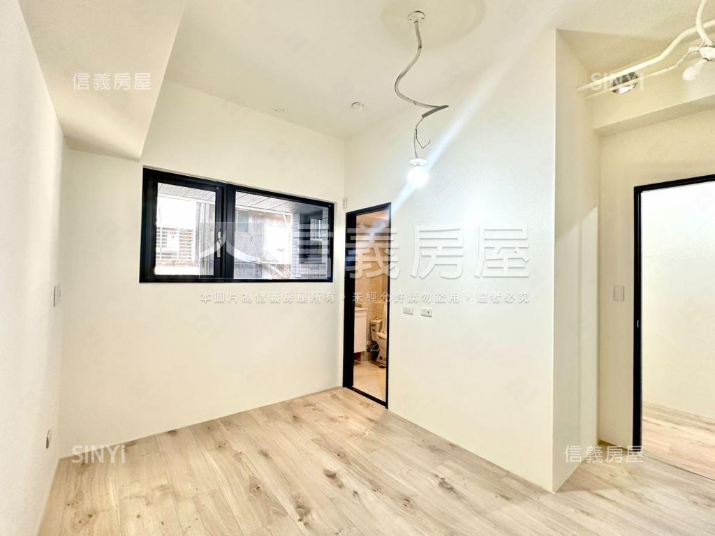 大安名人巷屋齡新３房房屋室內格局與周邊環境