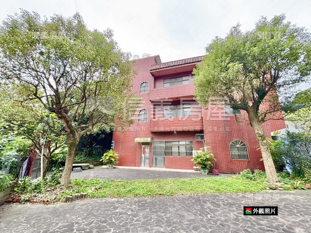 臨馬路＊森林透天房屋室內格局與周邊環境