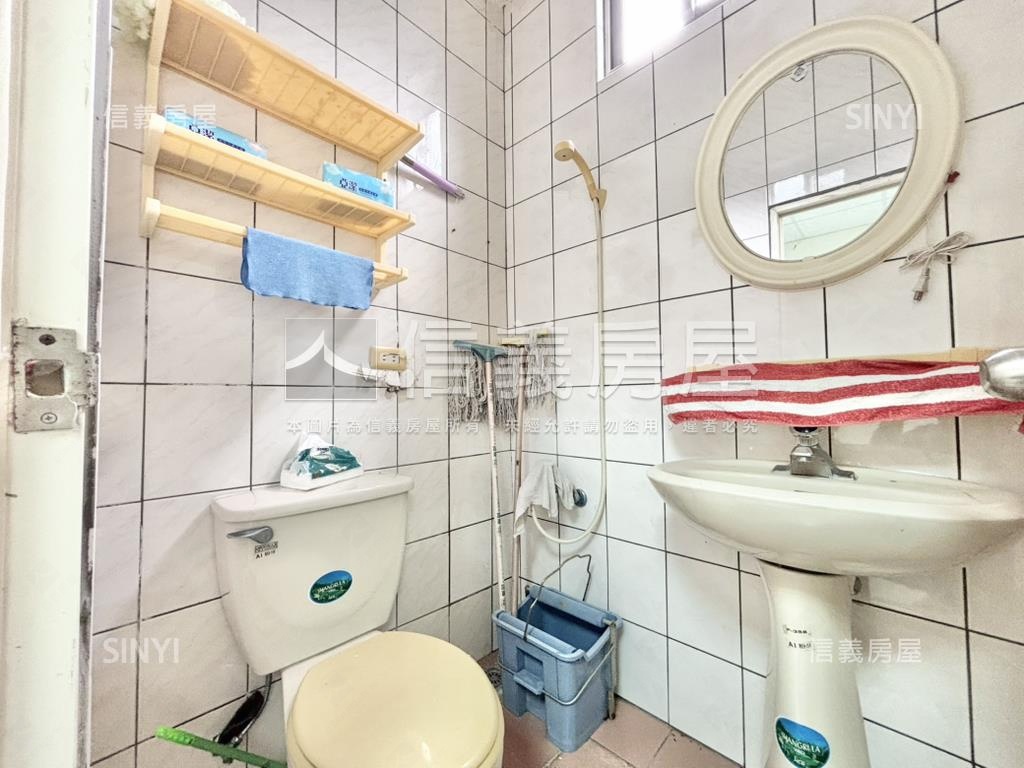 臨馬路＊森林透天房屋室內格局與周邊環境