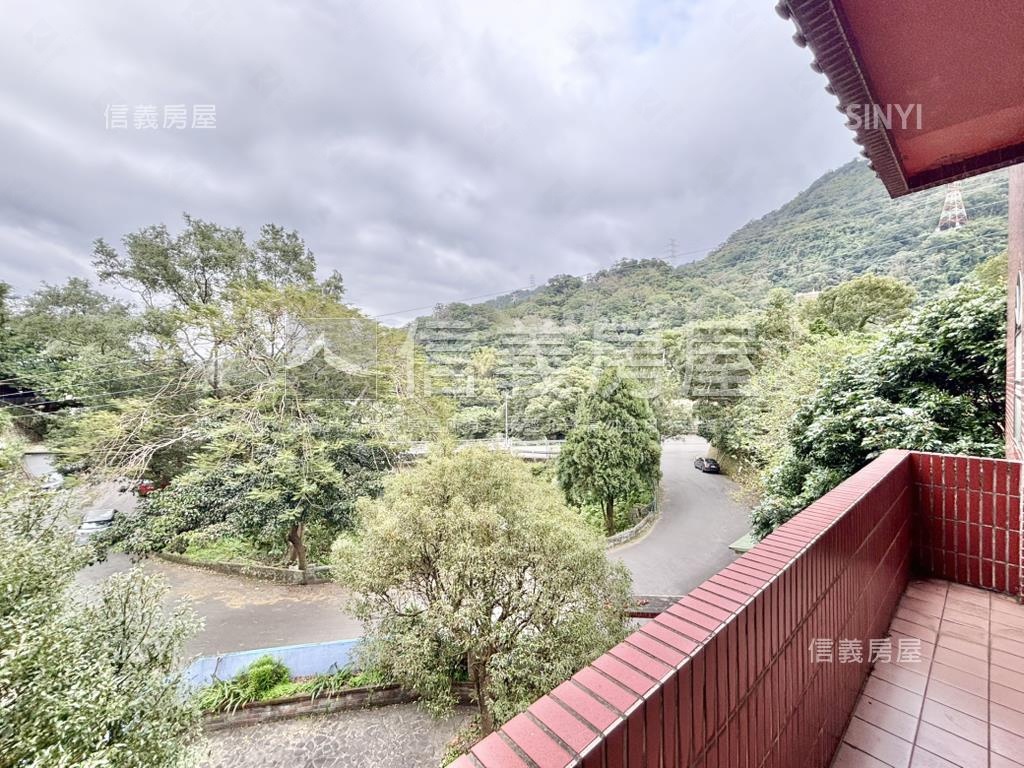 臨馬路＊森林透天房屋室內格局與周邊環境