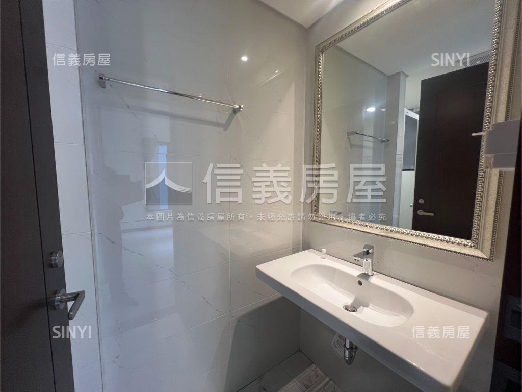 華固月河景觀三房車位房屋室內格局與周邊環境