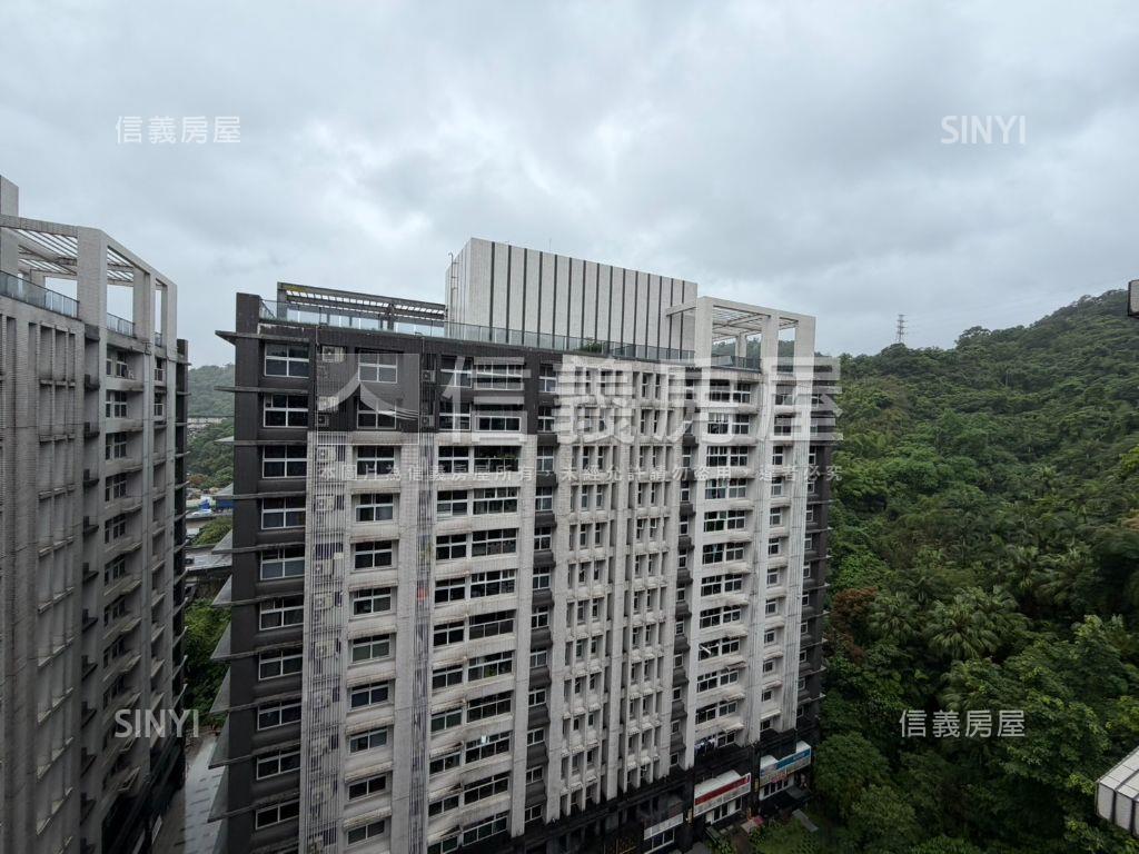 陽光ＰＡＲＫ高樓附車位房屋室內格局與周邊環境