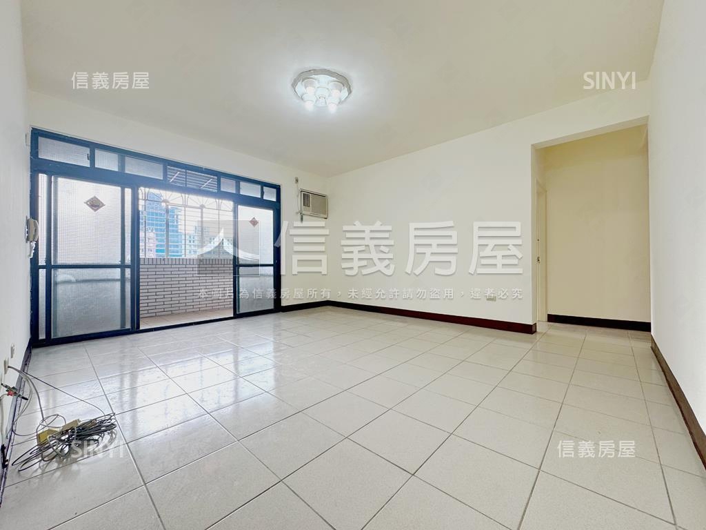 『土城國小』邊間方正美寓房屋室內格局與周邊環境