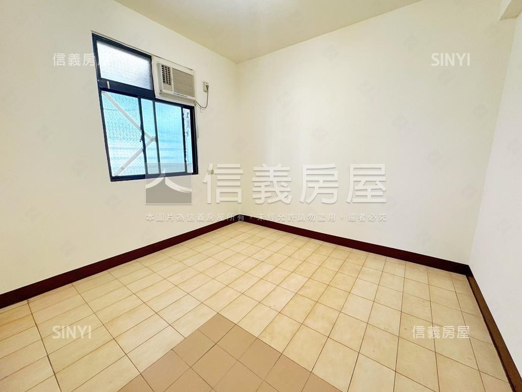 『土城國小』邊間方正美寓房屋室內格局與周邊環境