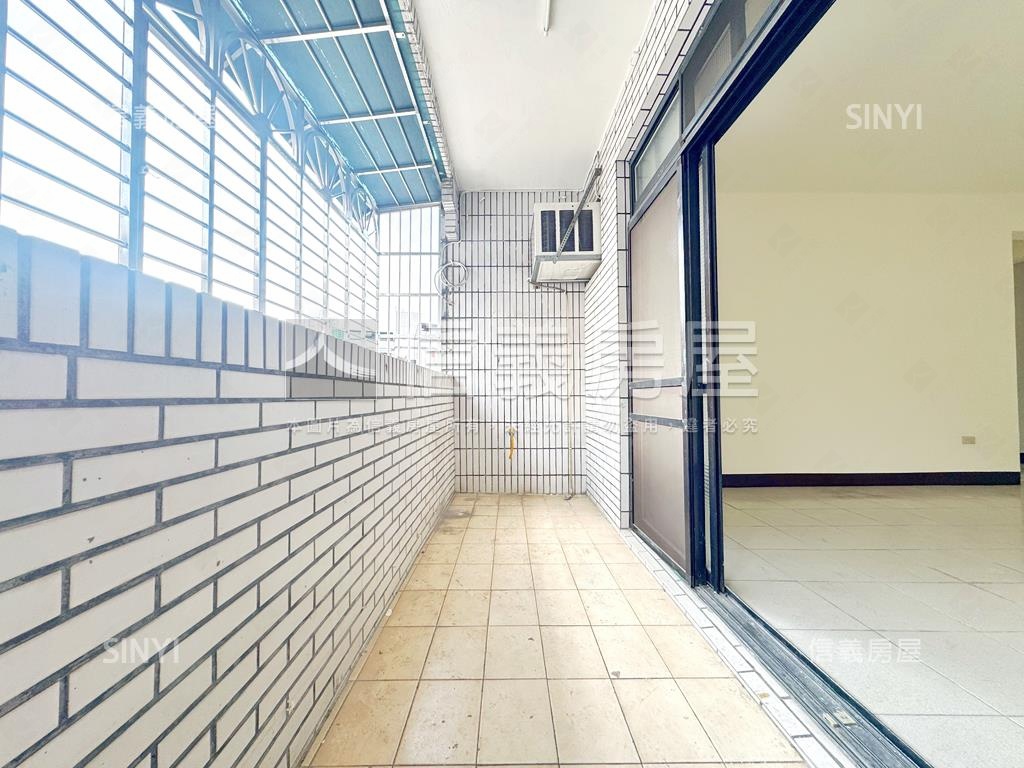 『土城國小』邊間方正美寓房屋室內格局與周邊環境