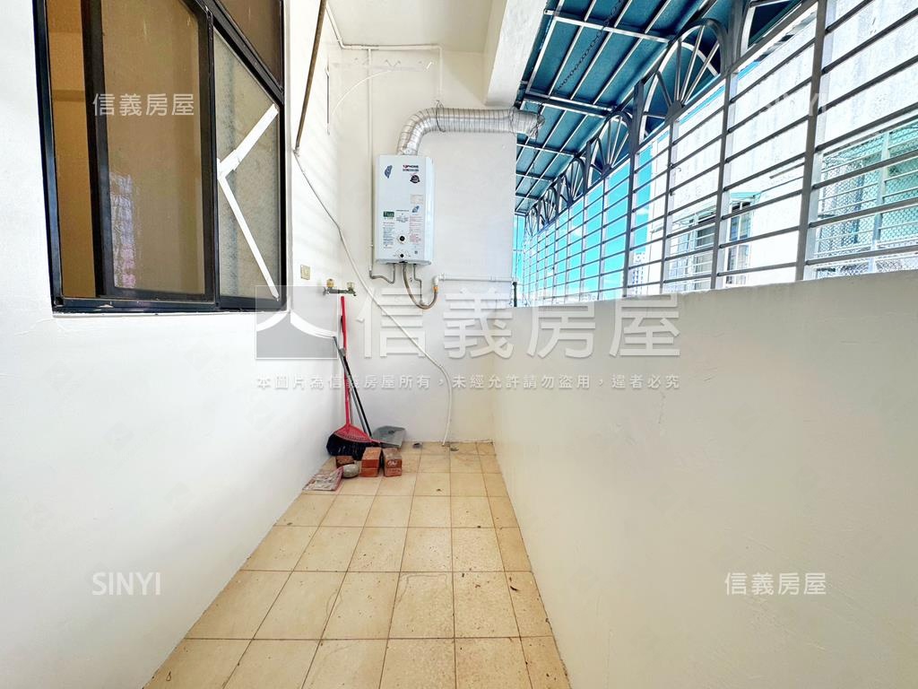 『土城國小』邊間方正美寓房屋室內格局與周邊環境