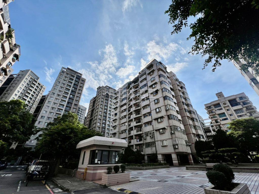 林口國泰建設大器樓中樓房屋室內格局與周邊環境