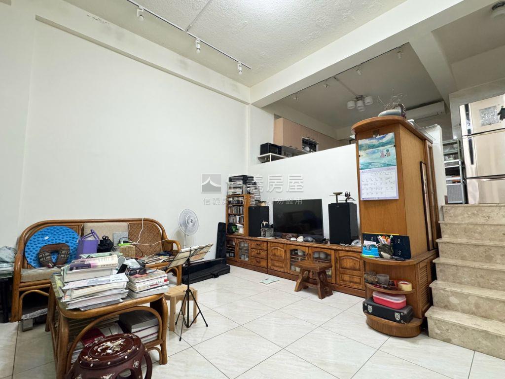 復國商圈優質面寬車墅房屋室內格局與周邊環境