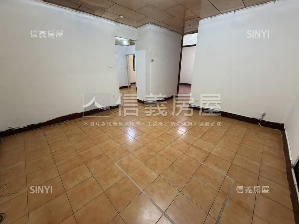 近亞東通訊園區方正三樓房屋室內格局與周邊環境