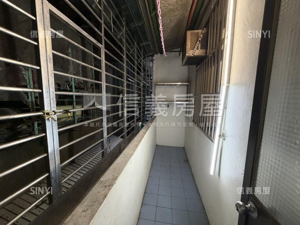 近亞東通訊園區方正三樓房屋室內格局與周邊環境