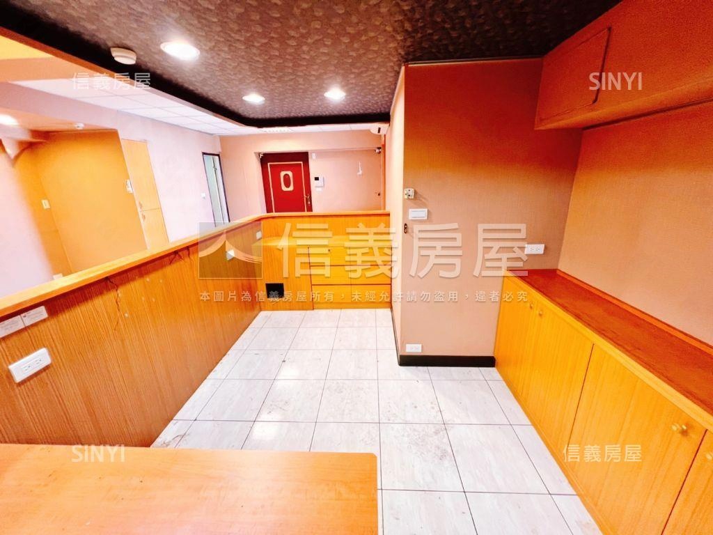 靜修豪門邊間採光好邸房屋室內格局與周邊環境