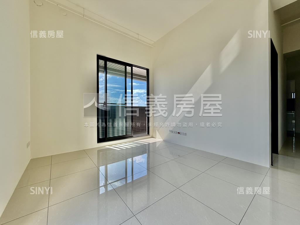 中興匯☆露臺兩房平面車位房屋室內格局與周邊環境