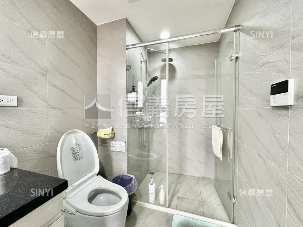 時光織錦高樓柱邊平面車位房屋室內格局與周邊環境