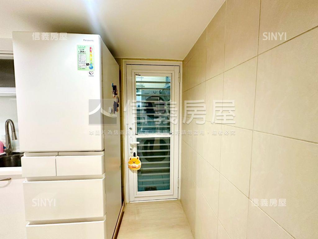 愛迪生精緻兩房房屋室內格局與周邊環境