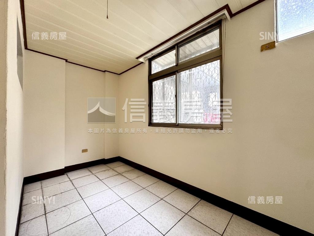 新明街✦騎樓美透天房屋室內格局與周邊環境