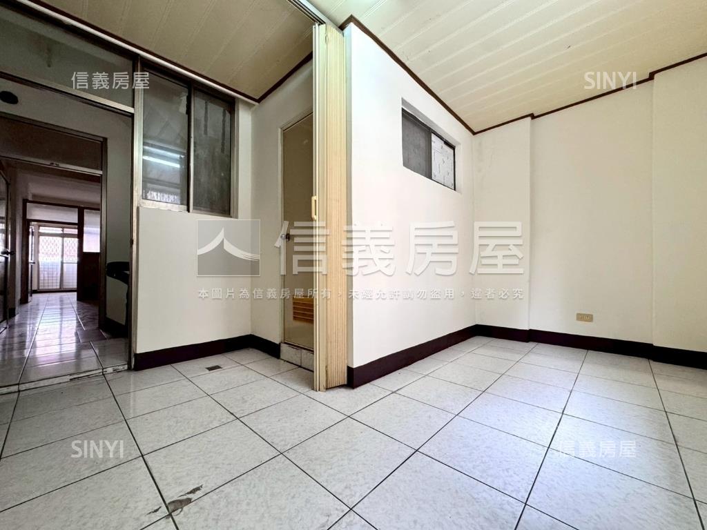 新明街✦騎樓美透天房屋室內格局與周邊環境