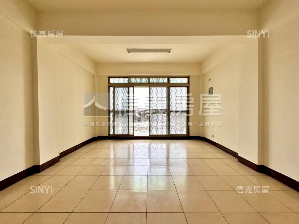 新明街✦騎樓美透天房屋室內格局與周邊環境