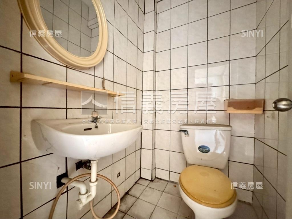 新明街✦騎樓美透天房屋室內格局與周邊環境