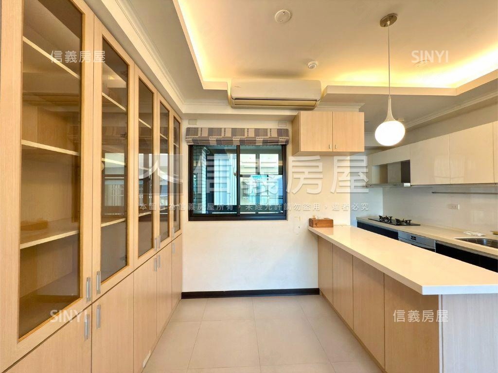 裡風景２｜溫馨首購美２房房屋室內格局與周邊環境