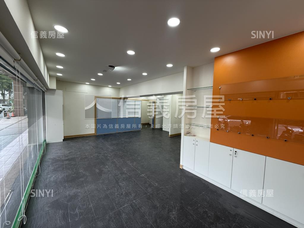 國泰博苑８米大面寬店面房屋室內格局與周邊環境