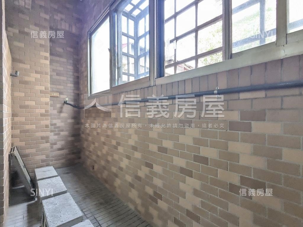 綠大地大套房房屋室內格局與周邊環境