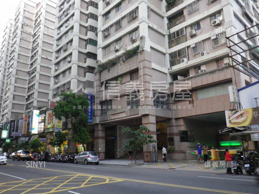黎明綠園邸－露臺三房平車房屋室內格局與周邊環境
