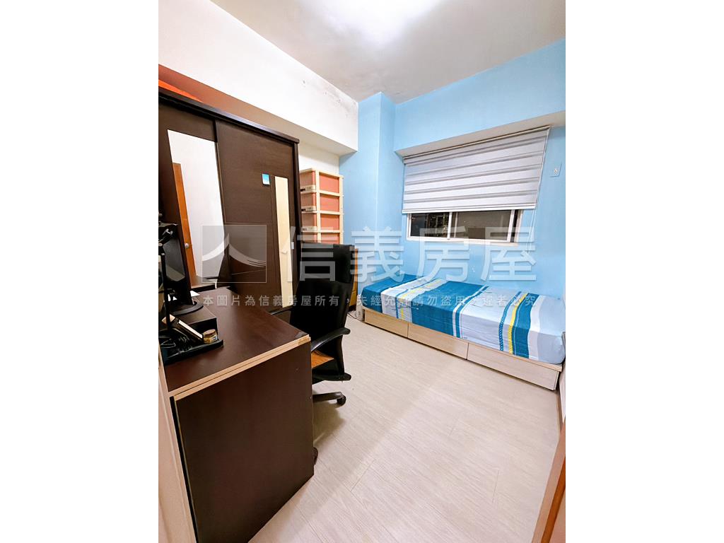 溫馨三房平面車位房屋室內格局與周邊環境