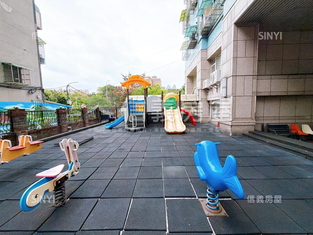 新埔公園雙星★三房＋車位房屋室內格局與周邊環境
