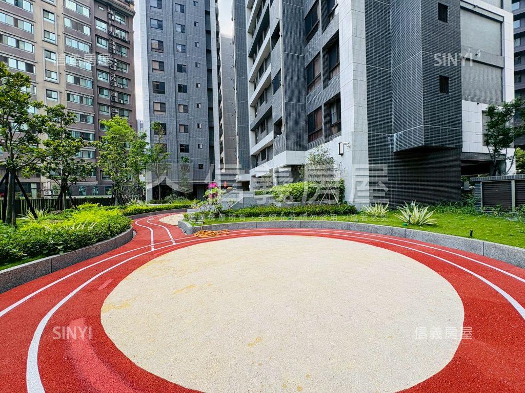 首購豐郡京硯２房車位房屋室內格局與周邊環境