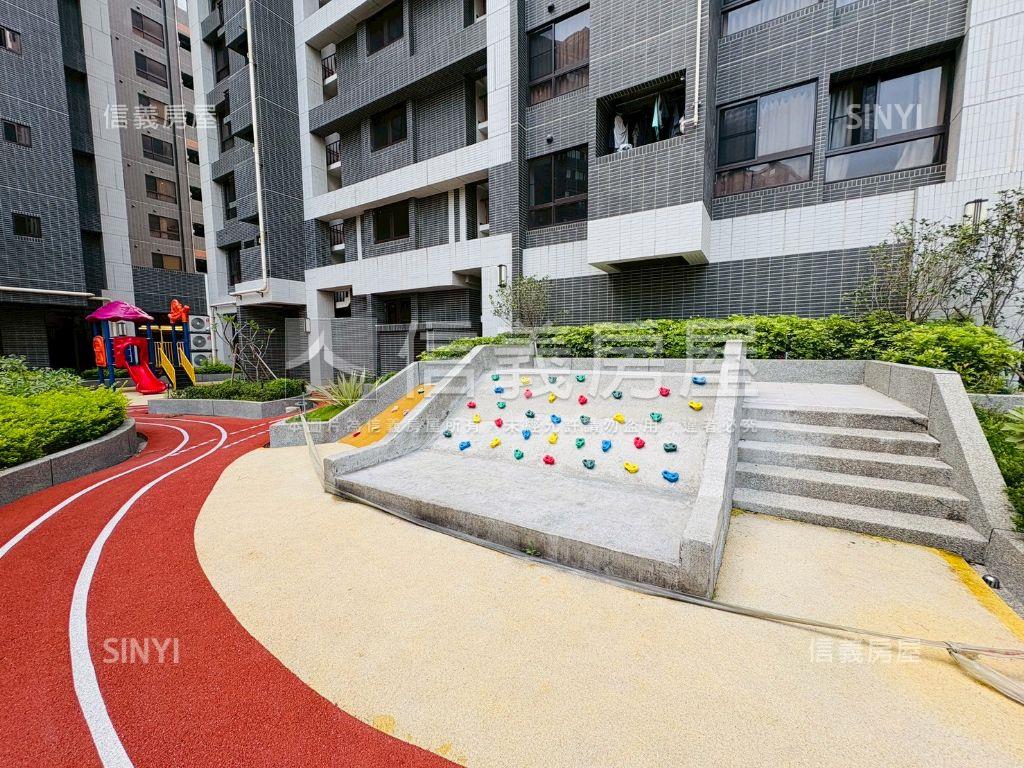 首購豐郡京硯２房車位房屋室內格局與周邊環境