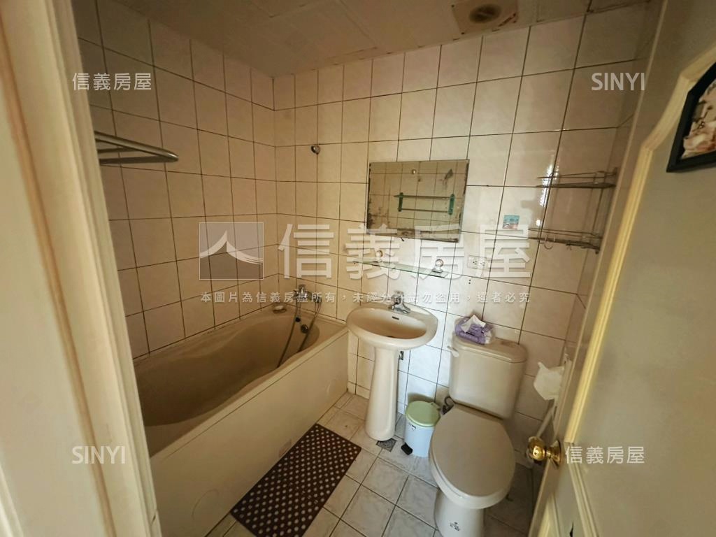 低總價極品三房房屋室內格局與周邊環境