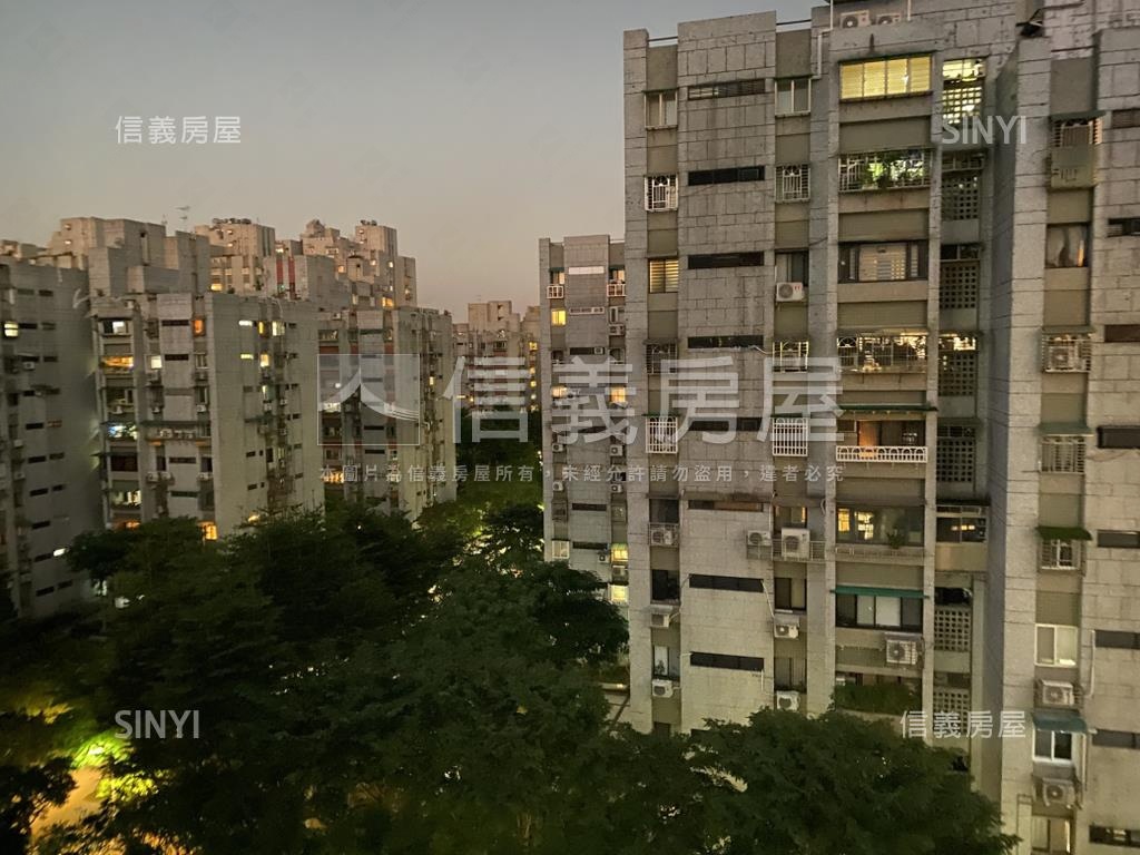 松城一區高樓面中庭房屋室內格局與周邊環境