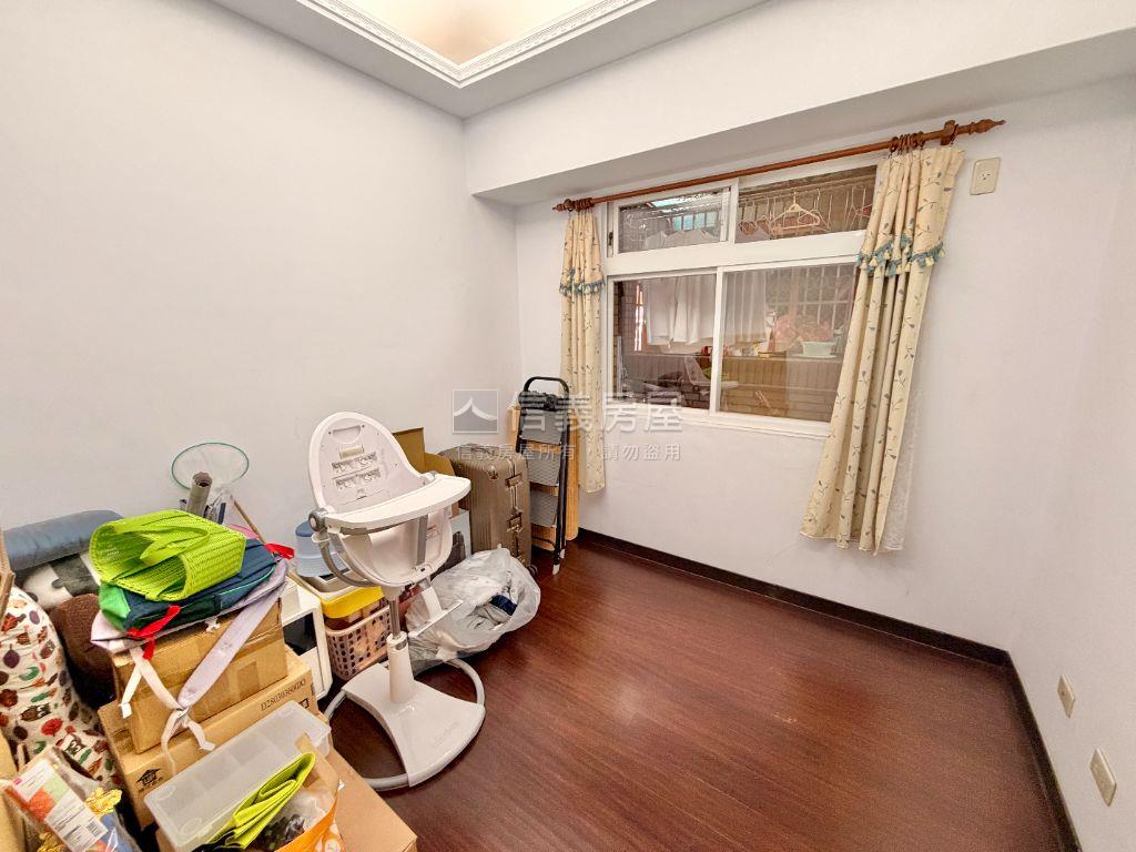 文心經典★大四房屋況讚房屋室內格局與周邊環境