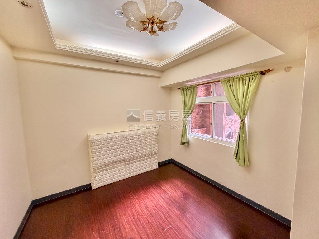 文心經典★大四房屋況讚房屋室內格局與周邊環境